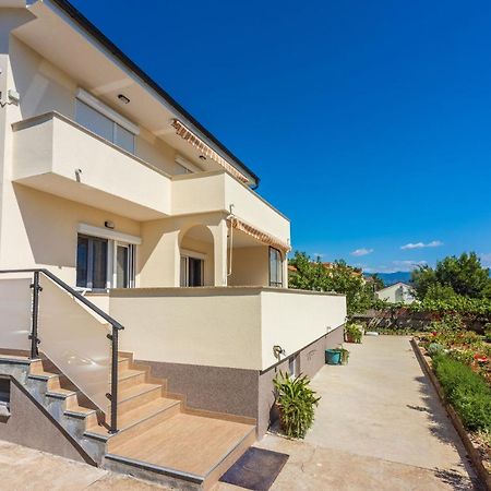 Apartments Star By The Sea Čižići Exterior foto